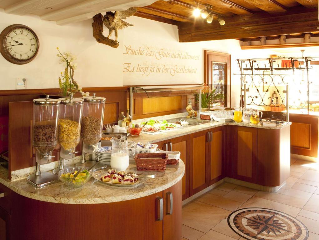 Landgasthof - Zum Stern Maison d'hôtes Linden (Neustadt (Aisch))